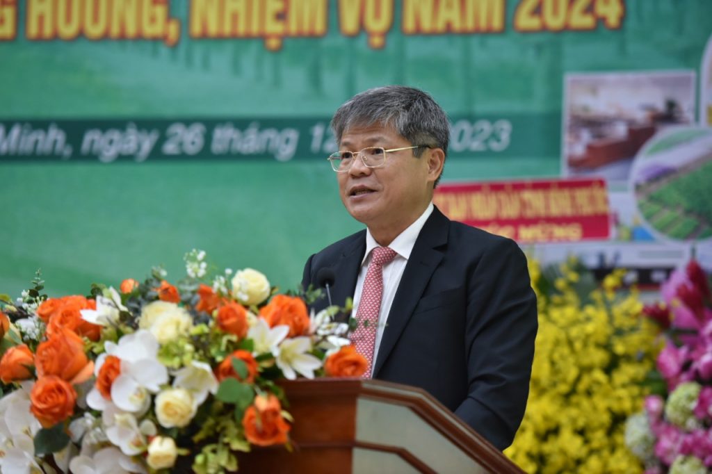 Tập đoàn Công nghiệp Cao su Việt Nam nỗ lực vượt khó, hoàn thành vượt kế hoạch